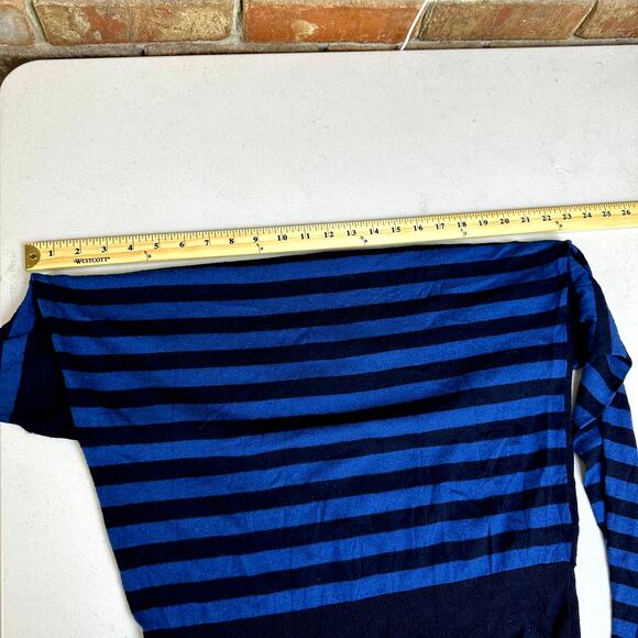 DKNY Women's Blue/Navy Striped Crew Neck Pullover Sweater Size appx M/L P - Picture 6 of 7